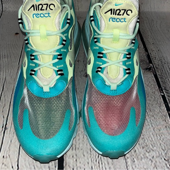 Nike Air Max 270 Reacts “Psychedelic Art” Sneakers Size 9.5 - Picture 8 of 14